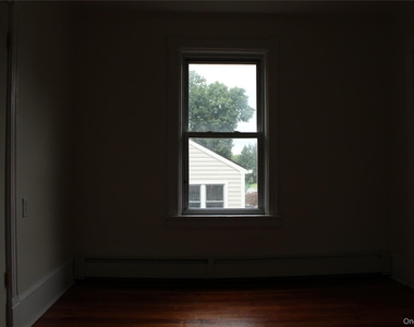 15 Seitz Terrace - Photo Thumbnail 13