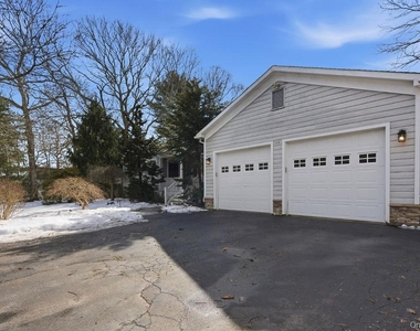 19 Howell Place - Photo Thumbnail 1
