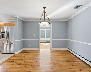19 Howell Place - Photo Thumbnail 4
