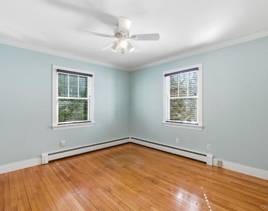 19 Howell Place - Photo Thumbnail 9