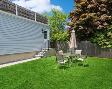 1 Iroquois Street E - Photo Thumbnail 33