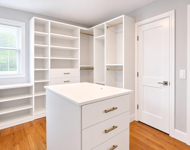 1 Iroquois Street E - Photo Thumbnail 15