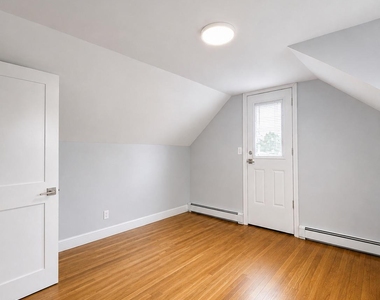 1 Iroquois Street E - Photo Thumbnail 19