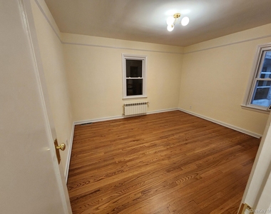 114 Lexington Avenue - Photo Thumbnail 11