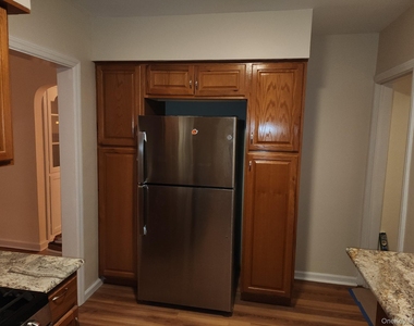 114 Lexington Avenue - Photo Thumbnail 4