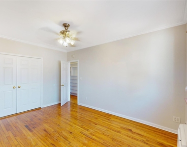 8309 25th Avenue - Photo Thumbnail 10