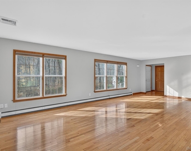 98 Black Creek Road - Photo Thumbnail 8