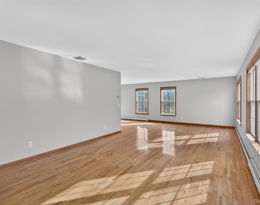 98 Black Creek Road - Photo Thumbnail 6