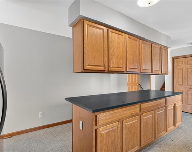 98 Black Creek Road - Photo Thumbnail 15