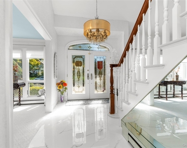 28 Annandale Road - Photo Thumbnail 1