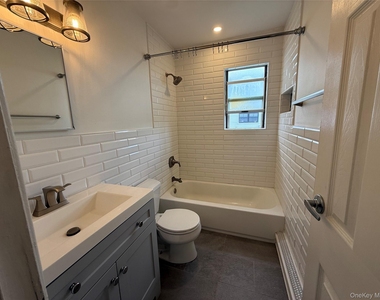 885 E Park Avenue - Photo Thumbnail 9
