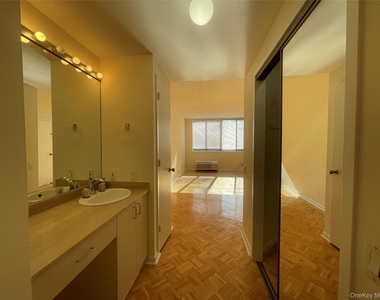50 E Hartsdale Avenue - Photo Thumbnail 7