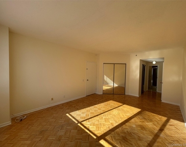 50 E Hartsdale Avenue - Photo Thumbnail 5