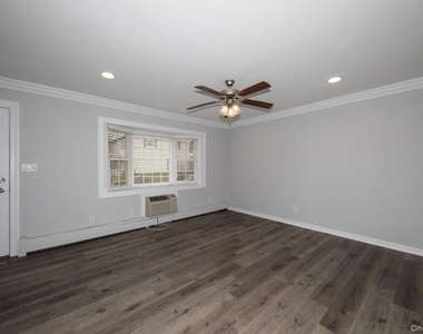 55 Park Avenue - Photo Thumbnail 2