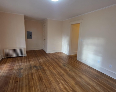 41 Innis Avenue - Photo Thumbnail 4