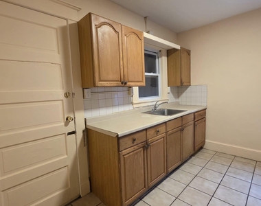 41 Innis Avenue - Photo Thumbnail 10