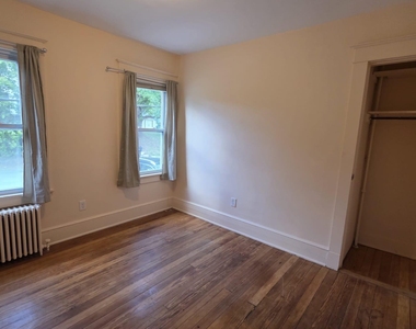 41 Innis Avenue - Photo Thumbnail 17