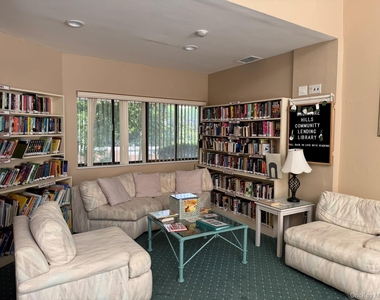 233 Sagamore Hills Drive - Photo Thumbnail 14