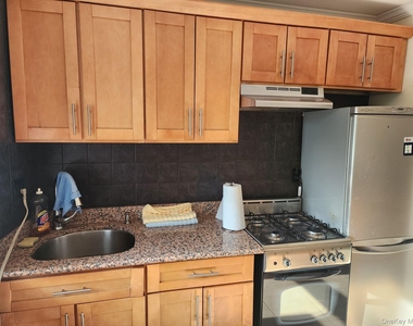 61-55 98th Street - Photo Thumbnail 5