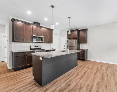 226 Tower Ridge Circle - Photo Thumbnail 4