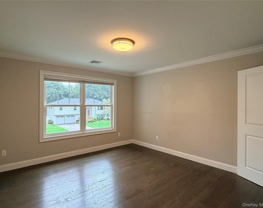 28 E Fern Dr - Photo Thumbnail 12