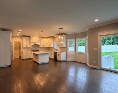 28 E Fern Dr - Photo Thumbnail 2