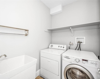 114 Lincoln Avenue - Photo Thumbnail 9