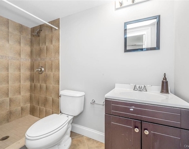 114 Lincoln Avenue - Photo Thumbnail 18