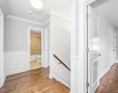 114 Lincoln Avenue - Photo Thumbnail 10