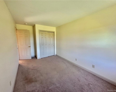 2 Bel Air Drive - Photo Thumbnail 20