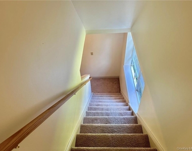 2 Bel Air Drive - Photo Thumbnail 21