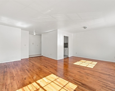 31 Fero Street - Photo Thumbnail 2