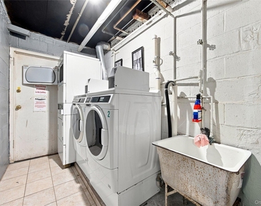 31 Fero Street - Photo Thumbnail 16