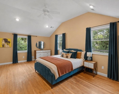 18 Walnut Avenue - Photo Thumbnail 11