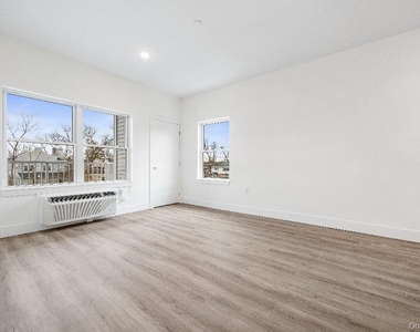 306 Bluestone Court - Photo Thumbnail 15