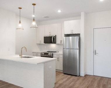 306 Bluestone Court - Photo Thumbnail 9