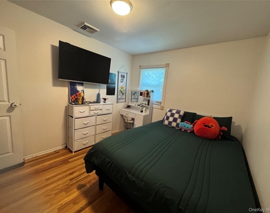 6 Raphael Street - Photo Thumbnail 19