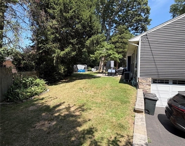 6 Raphael Street - Photo Thumbnail 3
