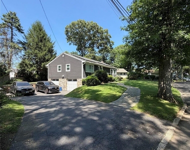 6 Raphael Street - Photo Thumbnail 1