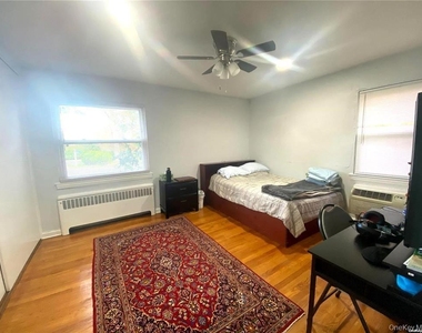 60 Gristmill Lane - Photo Thumbnail 13