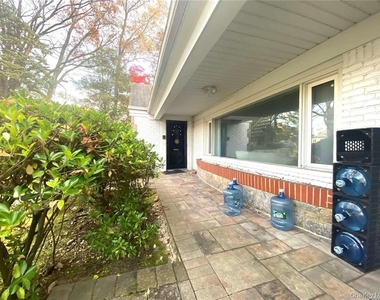 60 Gristmill Lane - Photo Thumbnail 15