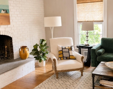 14 Powder Horn Way - Photo Thumbnail 12
