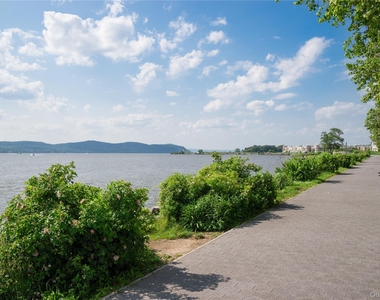 14 Powder Horn Way - Photo Thumbnail 9