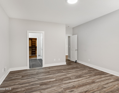 66 Warren Street - Photo Thumbnail 19