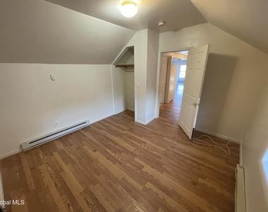 6 River Street - Photo Thumbnail 7