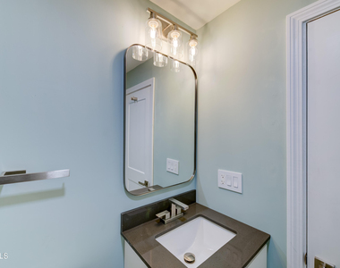 13 Bancker Avenue - Photo Thumbnail 11