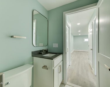13 Bancker Avenue - Photo Thumbnail 12