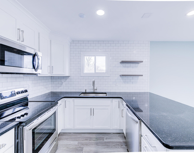 13 Bancker Avenue - Photo Thumbnail 6