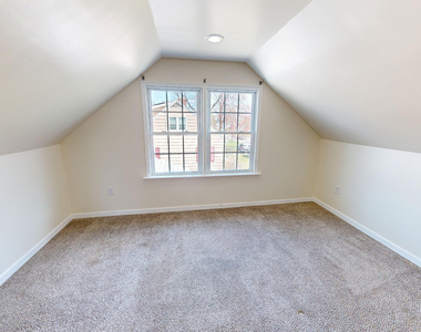 16 Swayze Drive - Photo Thumbnail 12