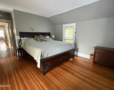 157 Washington Street - Photo Thumbnail 12
